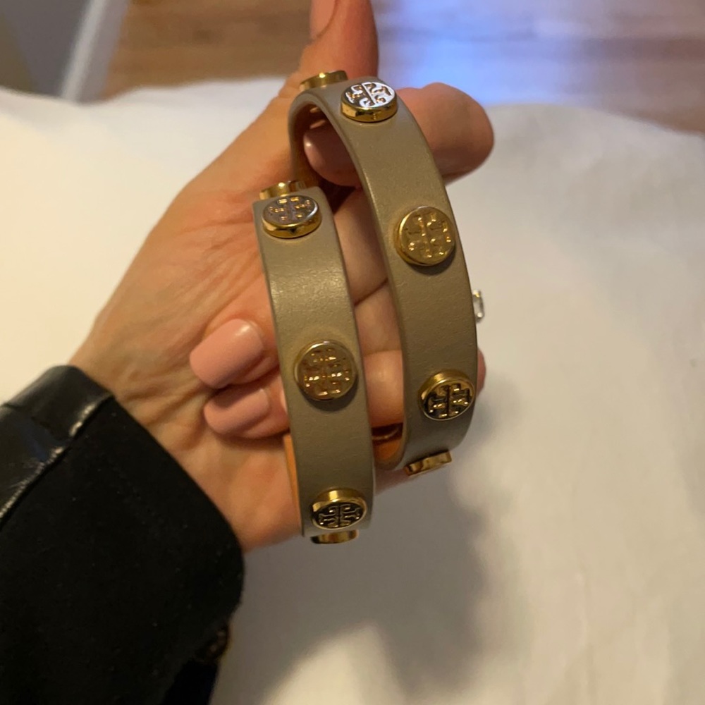 Tory Burch leather bracelet grey